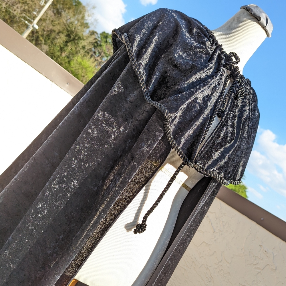 🧛‍♂️🧛‍♀️Fun World Unisex Black Velvet Costume Cape